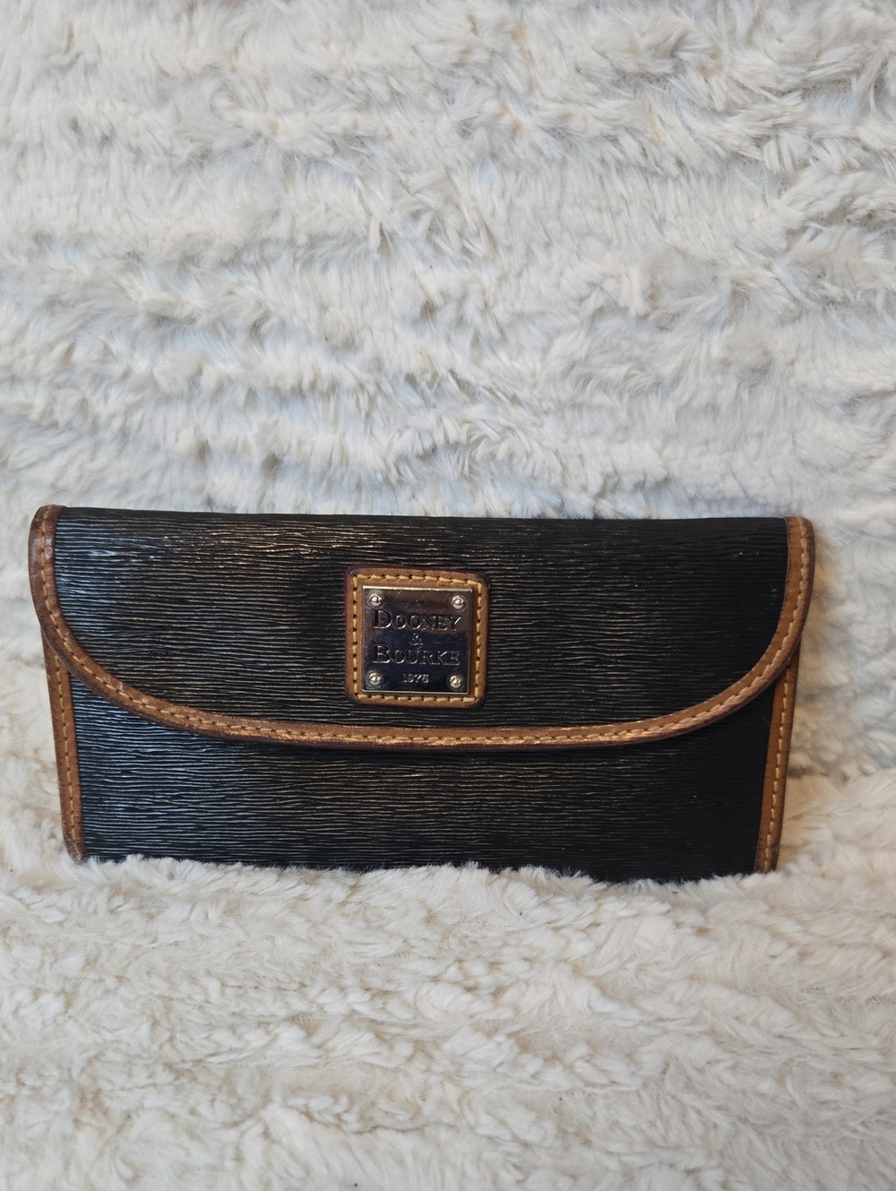 Dooney & Bourke Black Leather Continental Wallet with Tan Trim